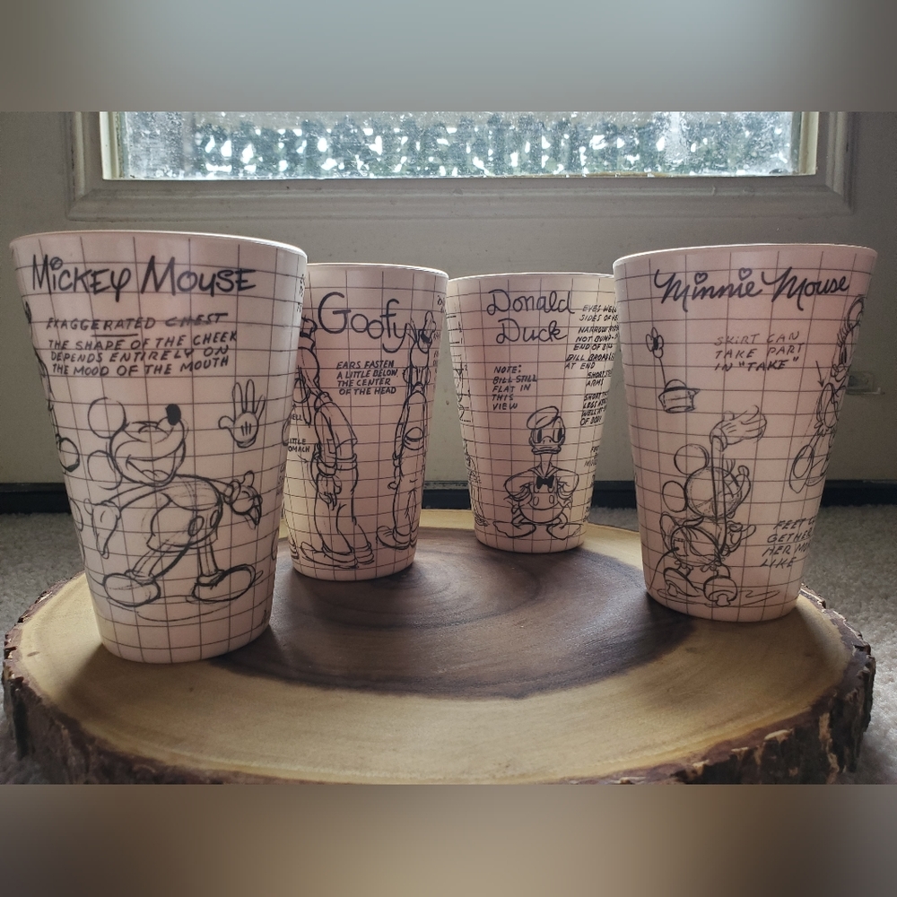 Disney stencil design cups & dip bowls set